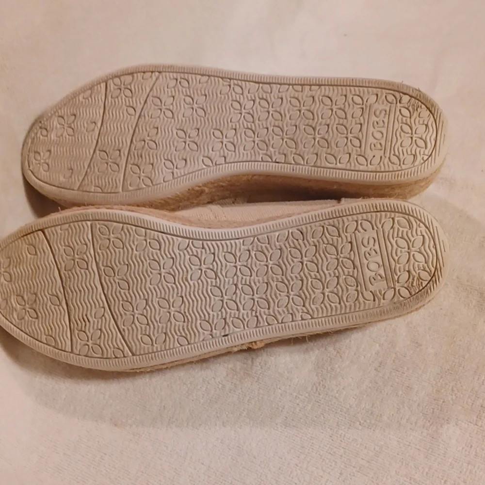 Skechers Tan Espadrille Slip-Ons Canvas Bobs Women's Size 8